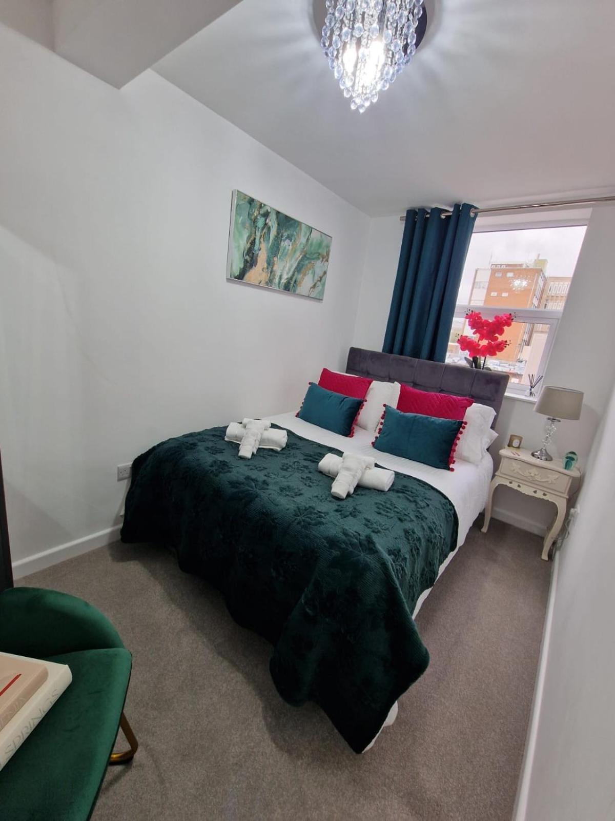 12 B Market Street Watford  Dış mekan fotoğraf